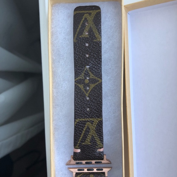 SOLD Louis Vuitton Apple Watch Band - Picture 6 of 13